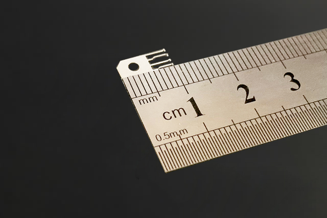 精密金屬沖壓件塌角光亮帶的重要性